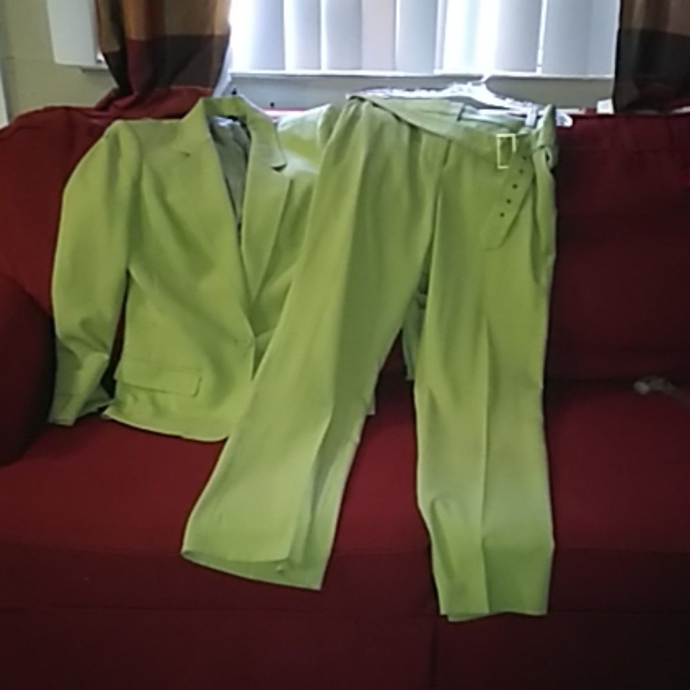 Anna Klein Lime green pants suit